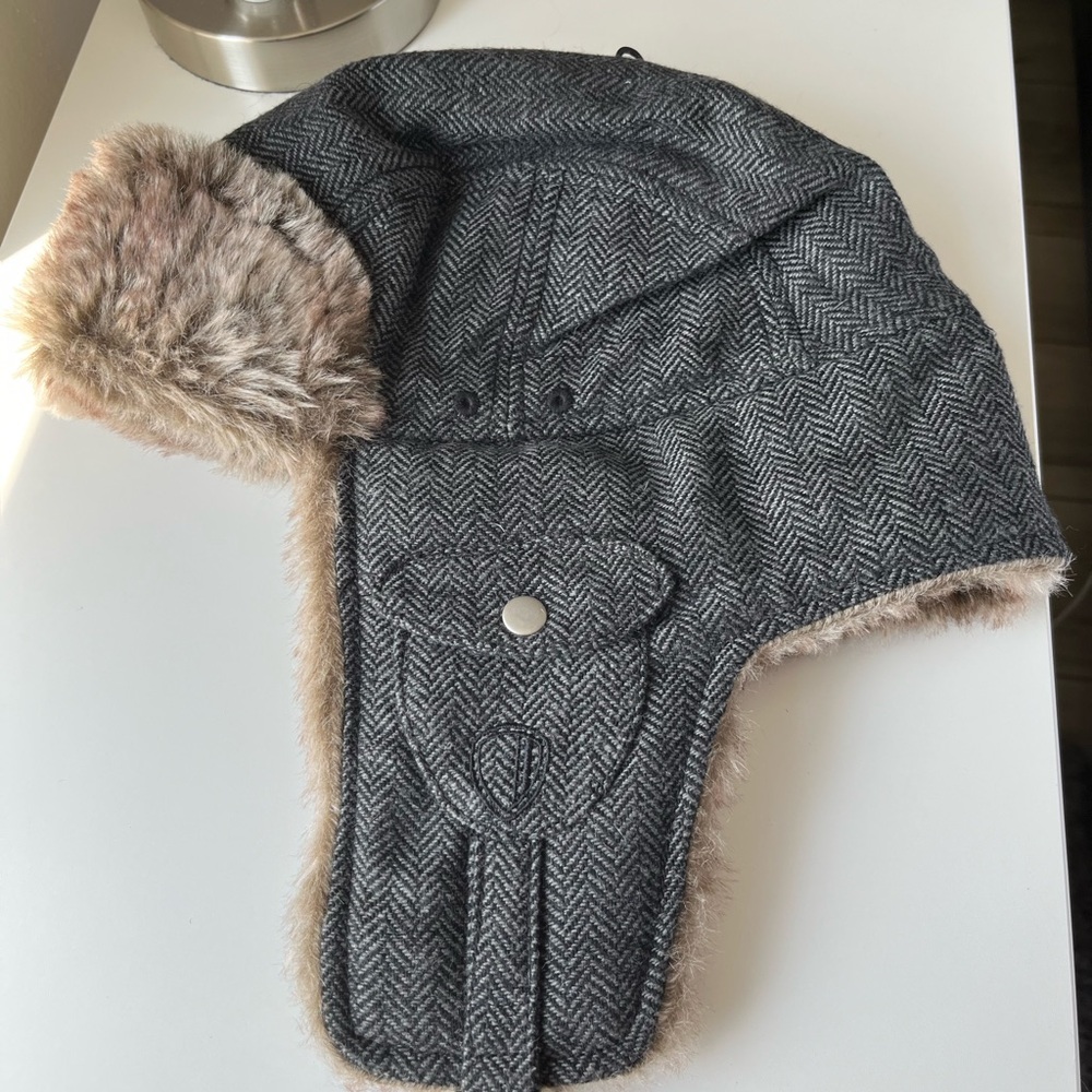 Ben Sherman winter Trapper hat